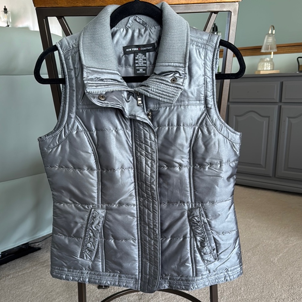 New York & Company Metallic Gray Puffer Vest